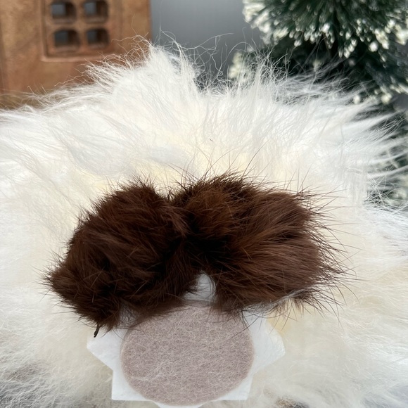 Gnome Tomte Wood Sheepskin Wool Figurine Mythical Nordic Folklore - Picture 6 of 6